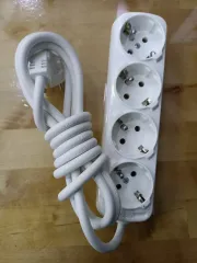 Viko Leylak Ups 4lü Topraklı Kordonlu Grup Priz 2 Metre